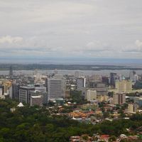 高台から見渡すシティの景色がきれいです。