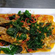 ハタのガパオ揚げ