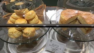 知らずに行った三段のアフタヌーンティー