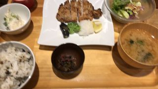 お肉も美味しい