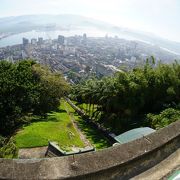 サッカーの神様：ペレ＆ブラジルの至宝：ネイマールが育った街『サントス』を一望に見渡せる丘（Monte serrat/Santos/Sao Paulo）