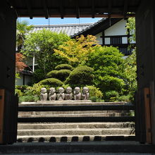 お地蔵さんが並んでいた