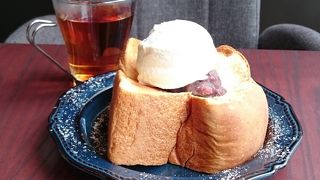 モーニングに厚切りトースト＠リズラボキッチン銀座