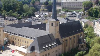 旧市街地外にあります。