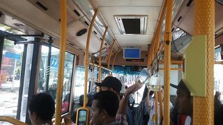 暑いジョージタウンは無料バスを使って涼しく移動！