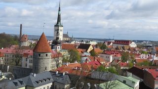 旧市街を見渡せる