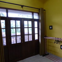 広めの部屋です。