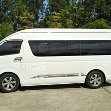 乗車したミニバス