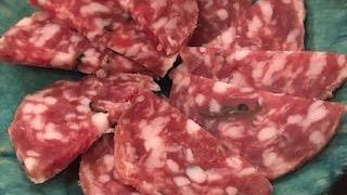 隠れ家のようなお店でした