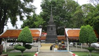 ワット チャイモンコンの仏塔