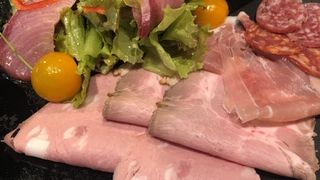 ビアビストロ角屋 本店