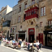 カフェ、レストランもたくさん！