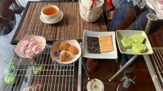 テラス席は暑い