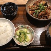 夜に定食を食べられるお店