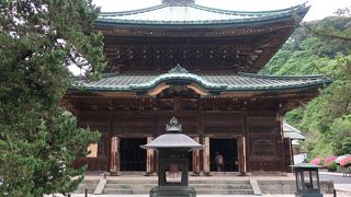 天井画、彫刻が見事