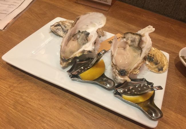 飲み放題と牡蠣三昧！