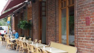 巨大なカルダモンロール