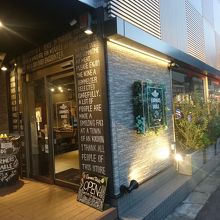 開放感ある店内