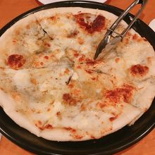 コースに追加した4種のチーズ1,460円