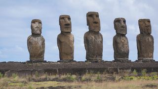 空港で入場料を支払います