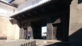 大きい立派な門