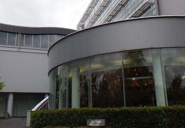 コンベンションセンターのレストラン