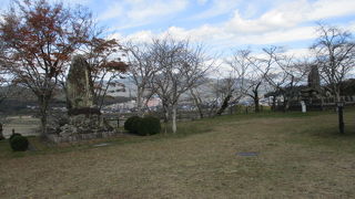 少し高台になります