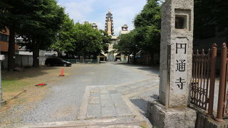 異彩を放つ外観