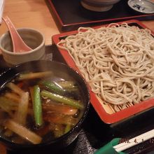 並のかもなんせいろ大盛り　4月