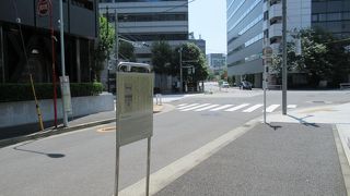 説明板だけがポツンと立ててあります