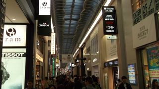 何でもそろうおしゃれな商店街