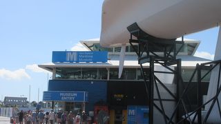 本物の船が展示されています