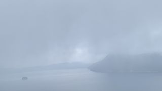 霧の摩周湖