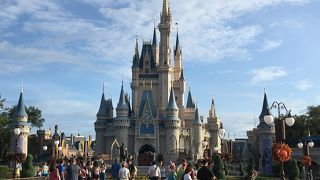 東京ディズニーランドに似ていました。