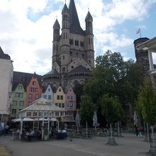 ライン川沿いからの景観です。