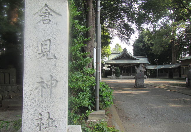 寒川神社のお古の社殿