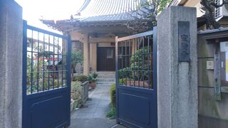 上野にある日蓮宗の寺院