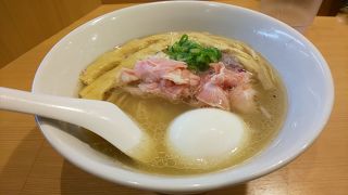 上品な味の塩ラーメン
