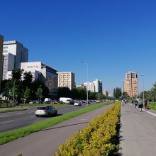 ホテル近くのイェロゾリムスキエ通り