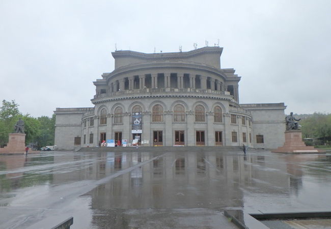 オペラ バレエ劇場