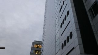 建築当時は目立っていたようですが