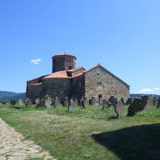 セルビア最古の聖堂だということです