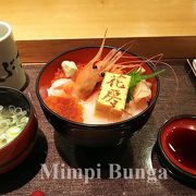 美味しい海鮮丼