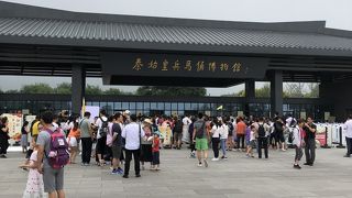 中国人だらけの観光スポット