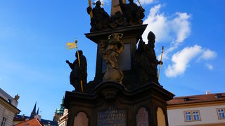 プラハ城近くの広場