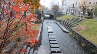創成川の一部が公園に。