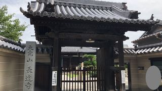 静かに見られました