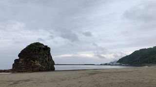 出雲大社と結びつきが強い砂浜です