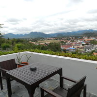 広いテラスが付いています