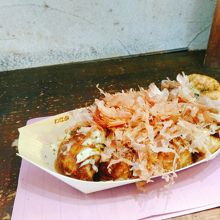 たこ焼きは８個500円